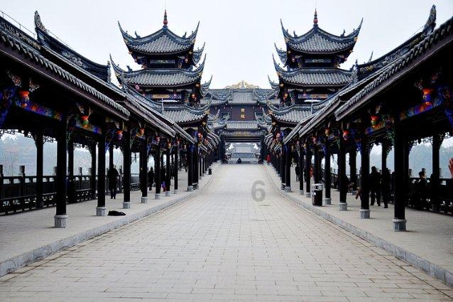 测血压时,第一次测量结果高,后面却越来越低,这是为什么?